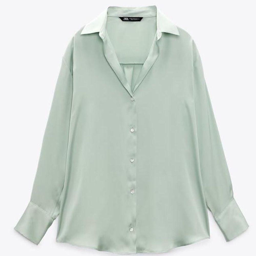NWT  Women's Long Sleeve Satin Shirt Light Green Size XS